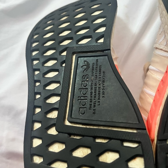 ADIDAS NMD - Picture 3 of 5